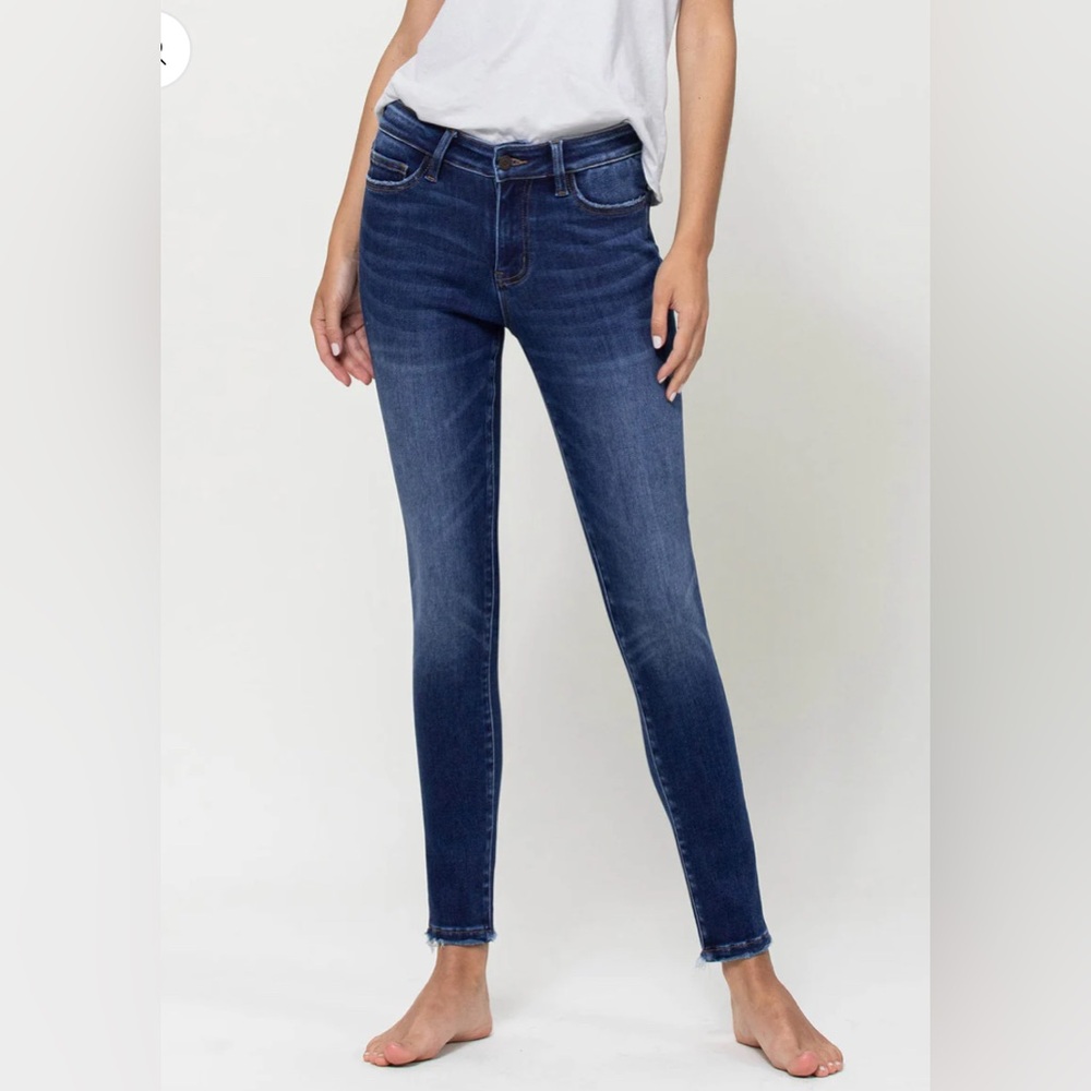 Vervet amber mid-rise skinny jeans size 24 and 25